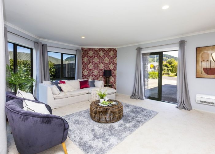  at 12 Percy Kinsman Crescent, Riverstone Terraces, Upper Hutt