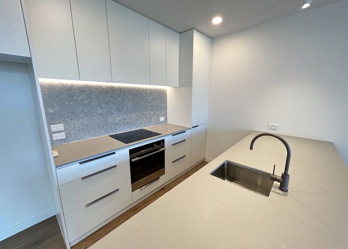  at 204/2 Grahame Breed Drive, Mount Eden, Auckland City, Auckland