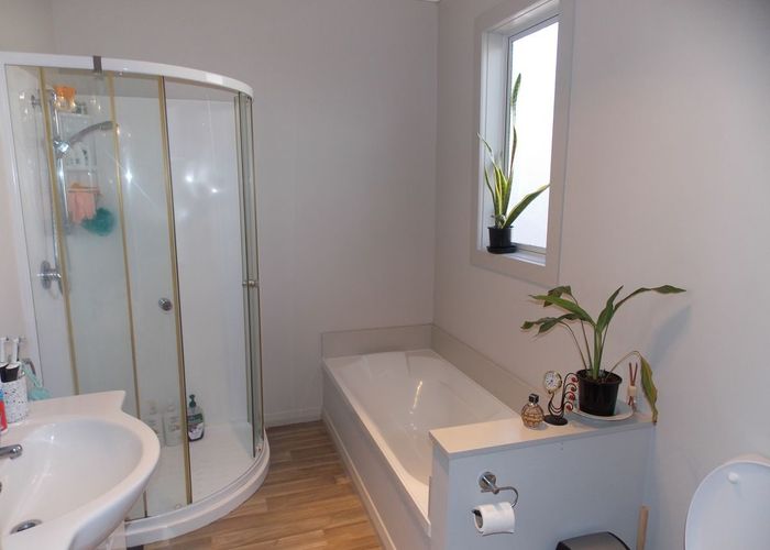  at 21 Rewa Street, Takaro, Palmerston North