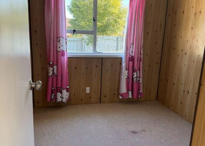  at 2 Cranberry place, Bucklands Beach, Manukau City, Auckland