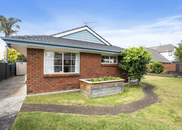  at 14 Cumbrian Place, Conifer Grove, Takanini