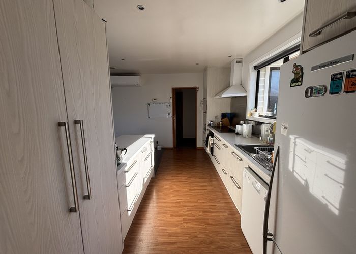  at 12 Roche Avenue, Upper Riccarton, Christchurch City, Canterbury