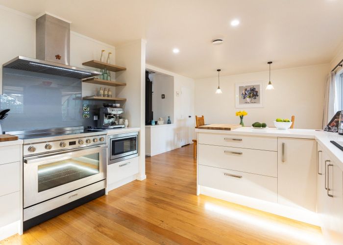  at 21 Formby Avenue, Point Chevalier, Auckland City, Auckland