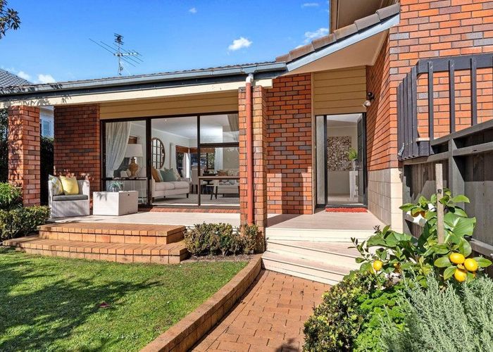  at 1/8 Harley Road, Takapuna, North Shore City, Auckland