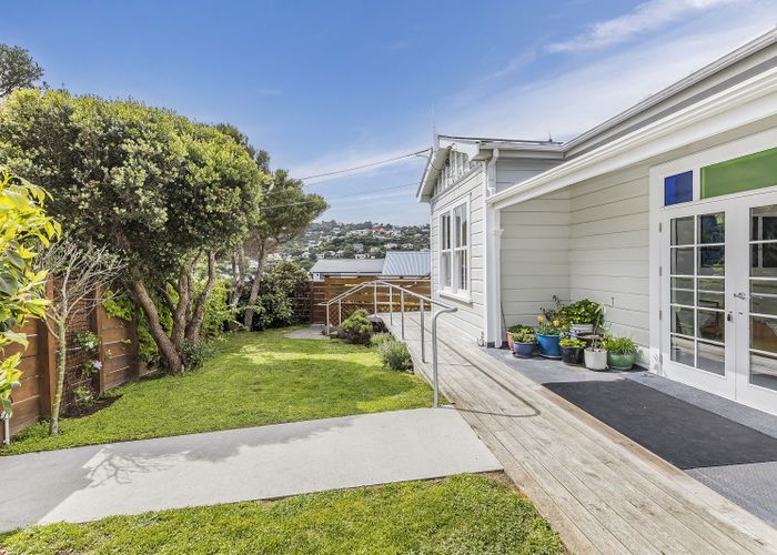  at 15 Seine Street, Island Bay, Wellington