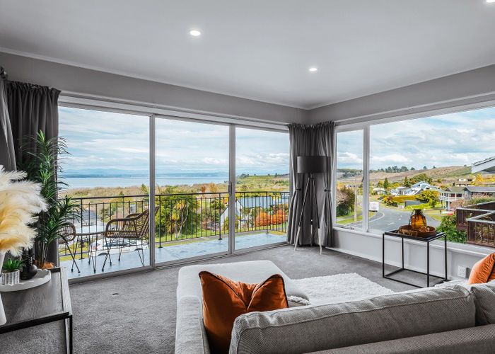  at 88 Wakeman Road, Acacia Bay, Taupo, Waikato