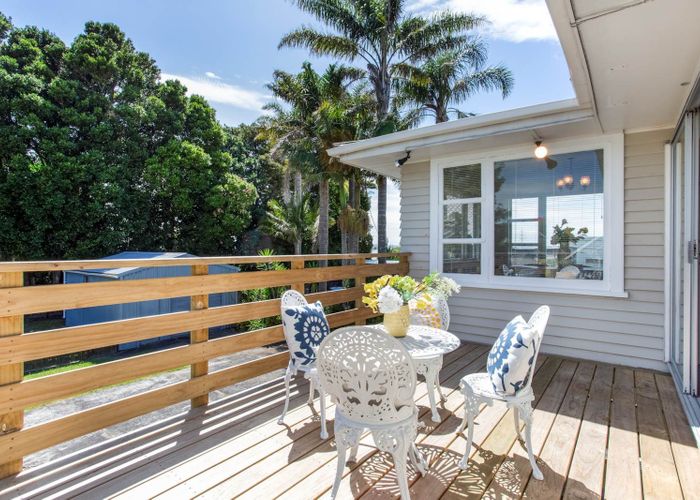  at 10 Covil Avenue, Te Atatu South, Waitakere City, Auckland