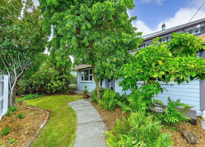  at 1/32 Radley Street, Woolston, Christchurch City, Canterbury