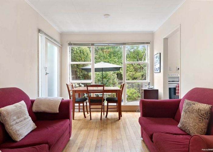  at 37C Roberta Avenue, Glendowie, Auckland