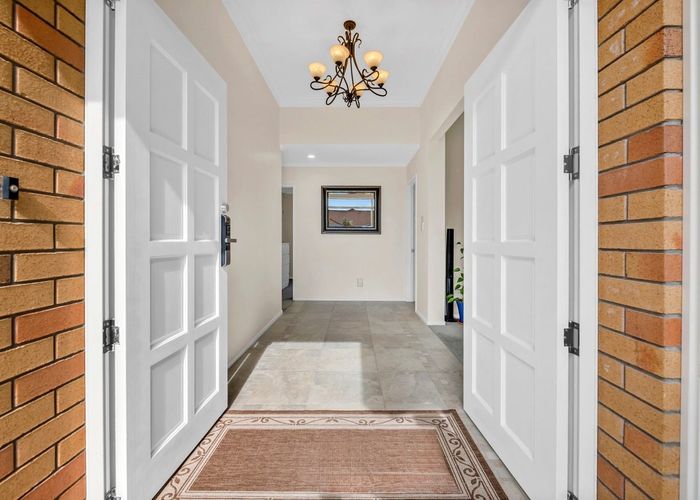  at 1 Stornaway Drive, Flat Bush, Manukau City, Auckland