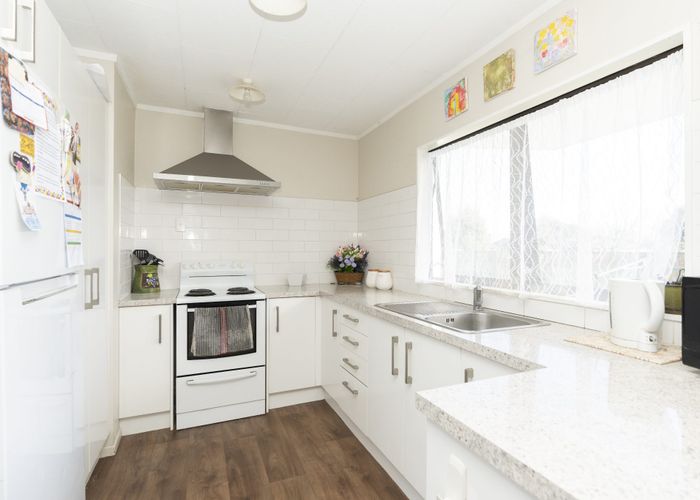  at 25B Ross Crescent, Fairfield, Hamilton