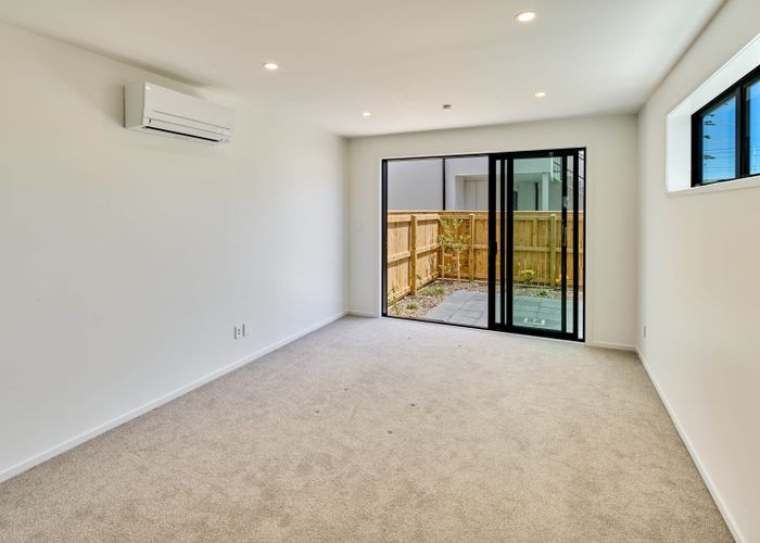  at 17/10 Pascoe Avenue, Paremata, Porirua, Wellington