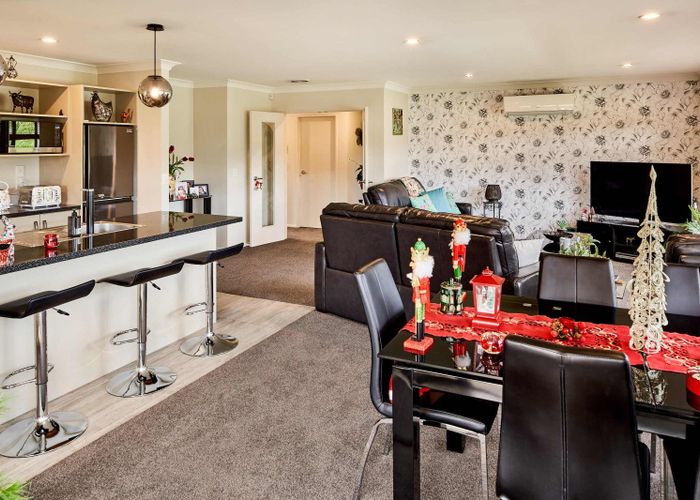 at 38 Speldhurst Grove, Stokes Valley, Lower Hutt