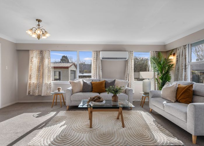  at 1/14 Farquhars Road, Redwood, Christchurch City, Canterbury