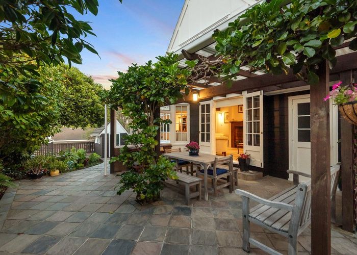  at 6B Elderwood Lane, Belmont, North Shore City, Auckland