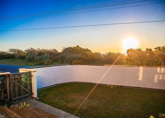 at 32 Domett Esplanade, Cobden, Grey, West Coast