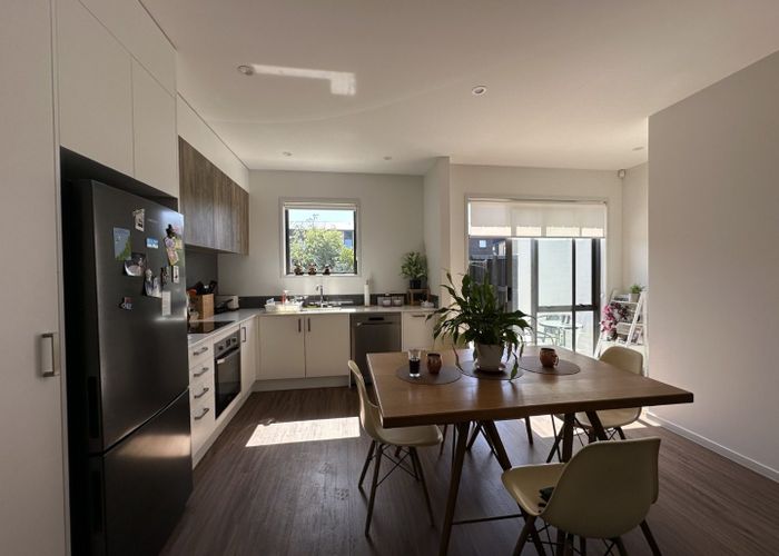  at 32 Vasi Drive, Hobsonville, Waitakere City, Auckland