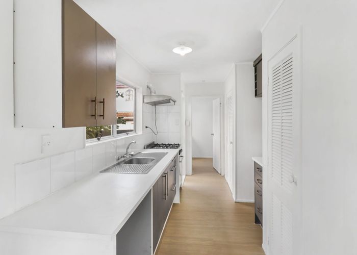  at 8 Walter Strevens Drive, Conifer Grove, Papakura, Auckland