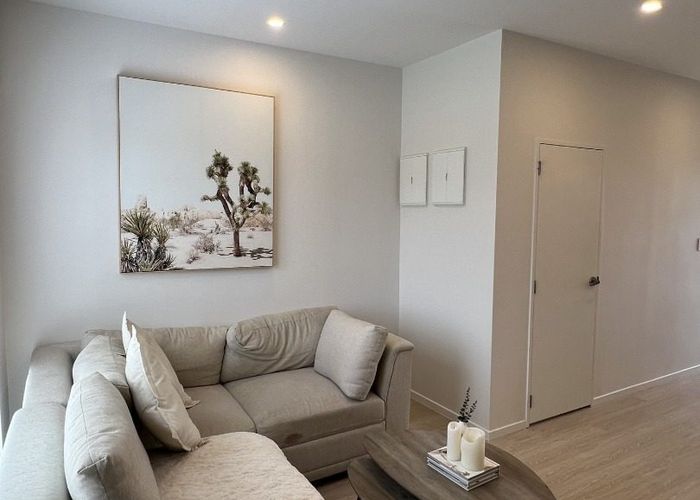  at 11 Treeline Lane, Flat Bush, Manukau City, Auckland