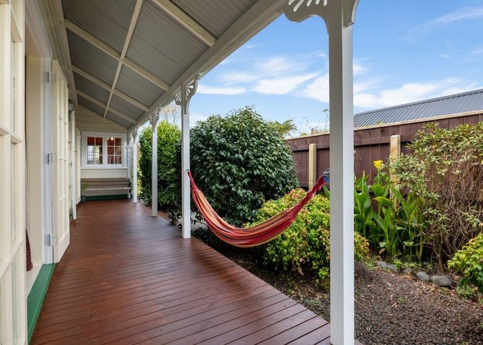  at 1 Bosworth Street, Egmont Village