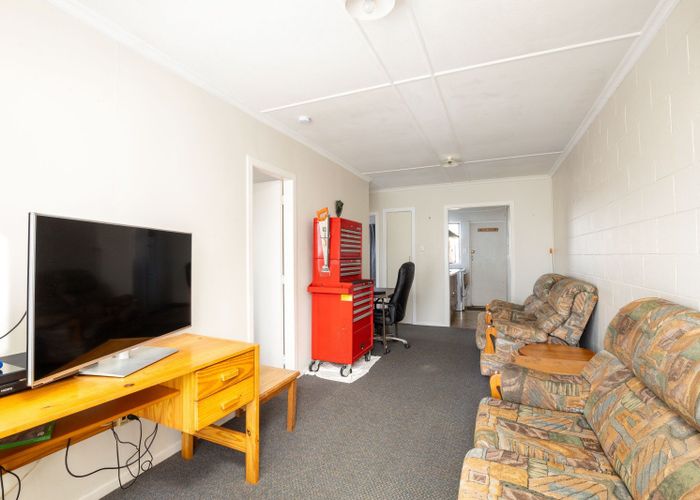  at 242C Huatoki Street, Upper Vogeltown, New Plymouth