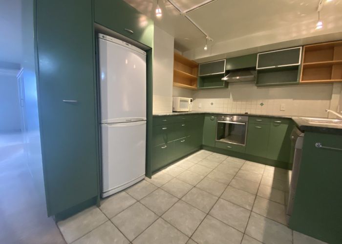  at 4/6 Elizabeth Street, Mount Victoria, Wellington