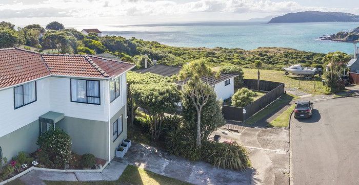  at 5 Tikati View, Titahi Bay, Porirua, Wellington