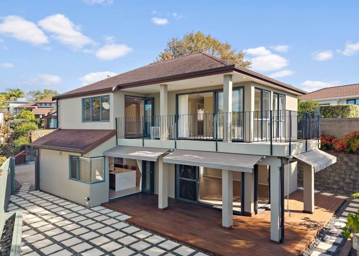  at 54 Grammar School Road, Pakuranga, Manukau City, Auckland