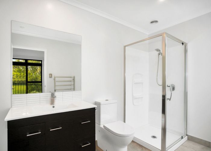  at 4D Nohoanga Road, Karaka, Franklin, Auckland