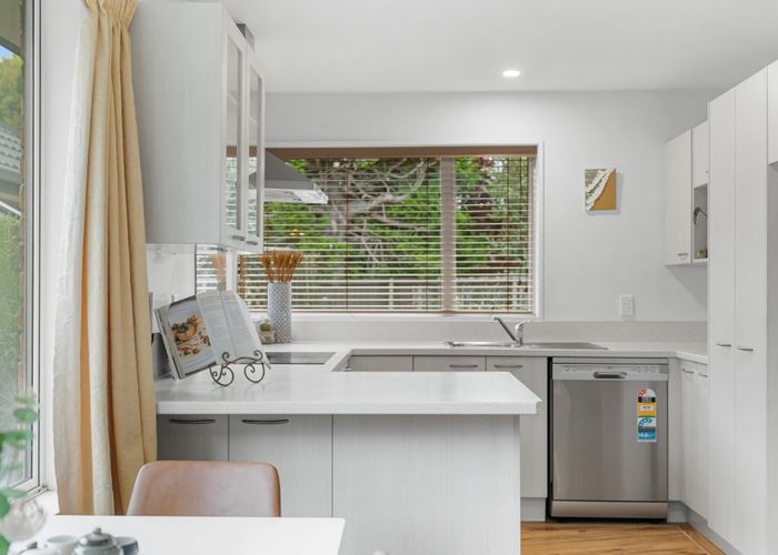  at 3/135 Brookside Terrace, Bryndwr, Christchurch