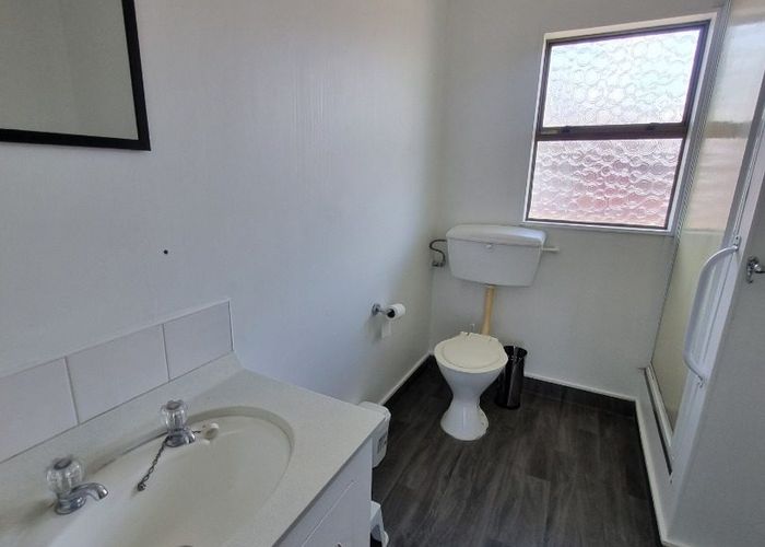  at 11/16  Alma Road, Gonville, Whanganui, Manawatu / Whanganui
