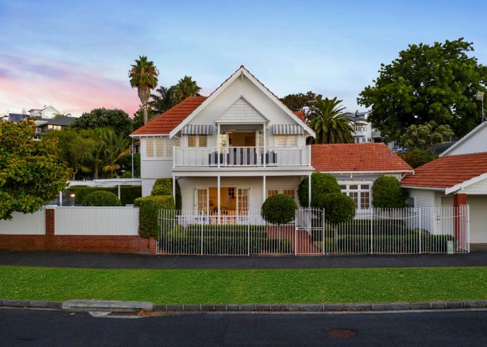  at 22 Marine Parade, Herne Bay, Auckland