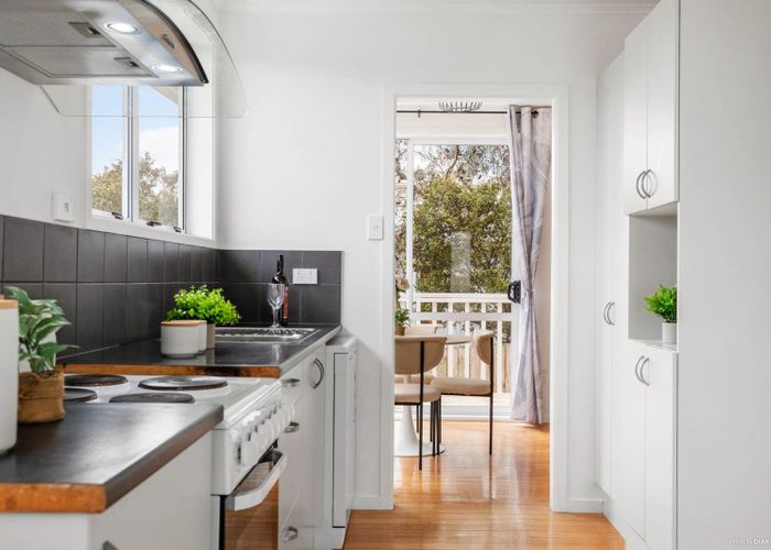  at 1/50 Elliott Avenue, Bayview, North Shore City, Auckland