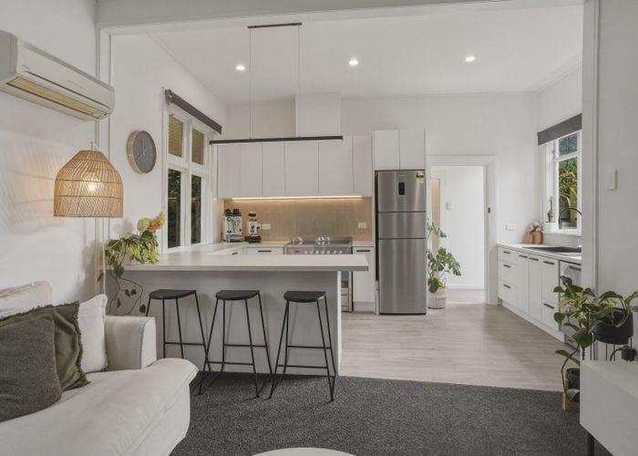  at 24 Bridge Street, Clyde Hill, Dunedin, Otago