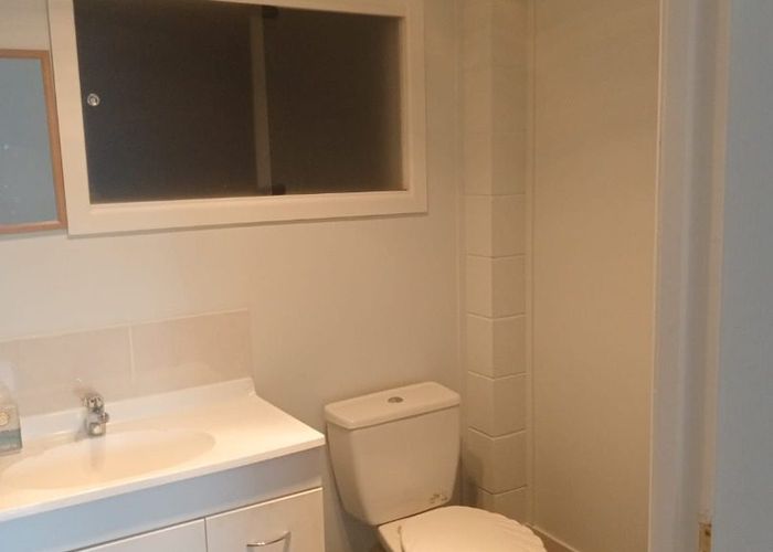  at 290a Rangatira Road , Beach Haven, North Shore City, Auckland