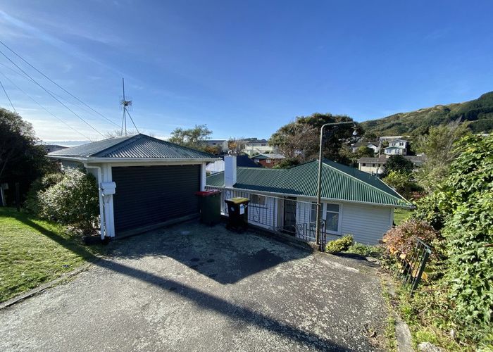  at 44 Handyside Street, Tawa, Wellington, Wellington