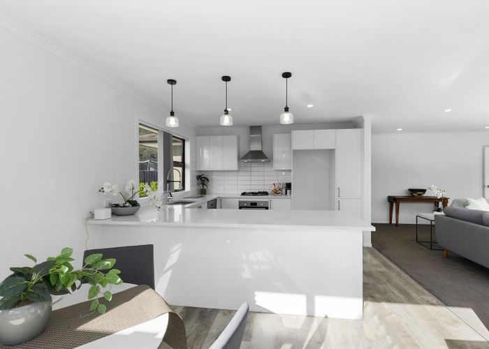  at 5 Kerrigan Crescent, Wallaceville, Upper Hutt, Wellington