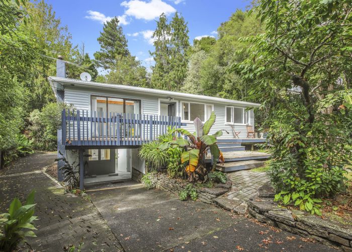  at 54 Derwent Crescent, Titirangi, Waitakere City, Auckland