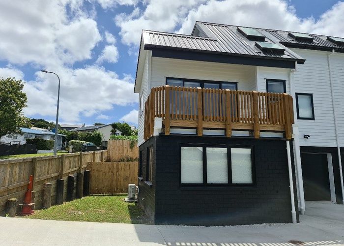  at 34a Weldene ave, Glenfield, North Shore City, Auckland