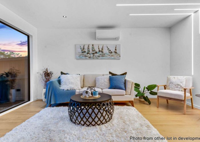  at 2/69 Walworth Avenue, Pakuranga Heights, Manukau City, Auckland