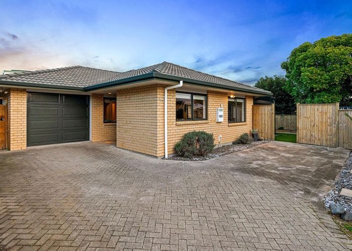  at 72A Farquhar Road, Glendene, Auckland
