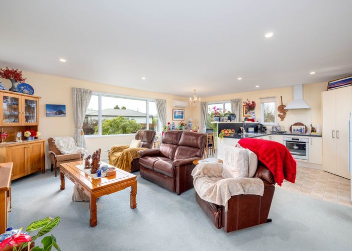  at 42 Niven Street, Avondale, Christchurch