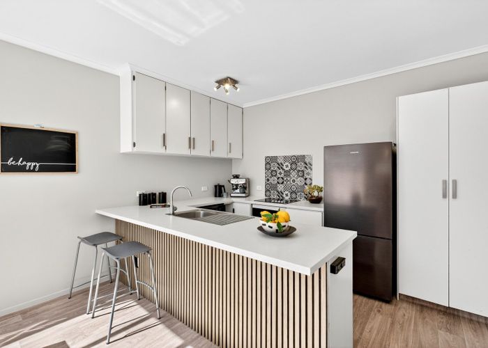  at 138 Gloucester Street, Taradale, Napier, Hawke's Bay