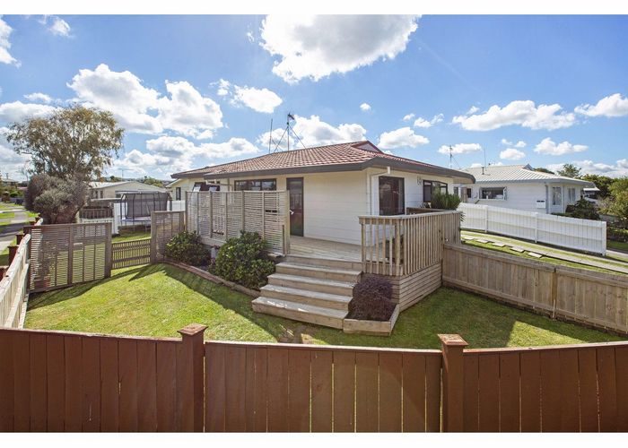  at 23 Lloyd Drive, Nawton, Hamilton