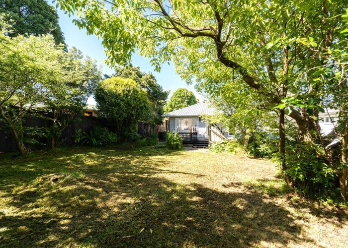  at 1/84 West Coast Road, Glen Eden, Waitakere City, Auckland