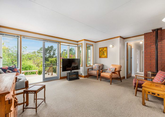 at 42 Clifton Terrace, Fitzherbert, Palmerston North