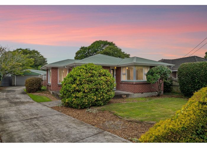 at 12 Blossomdale Place, Bishopdale, Christchurch