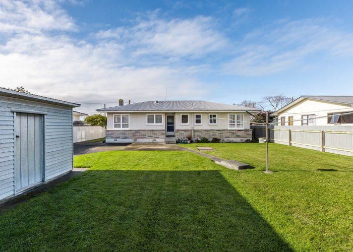  at 14 Windsor Terrace, Taradale, Napier, Hawke's Bay