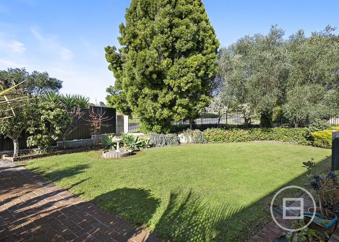  at 1 Basra Drive, Henderson, Auckland