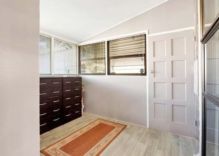  at 1/4 Orchard Street, Avondale, Auckland